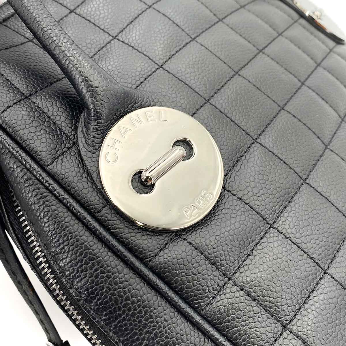 CHANEL VINTAGE CHOCOLATE BAR BUTTON HAND BAG BLACK CAVIAR SKIN SHW 90242908