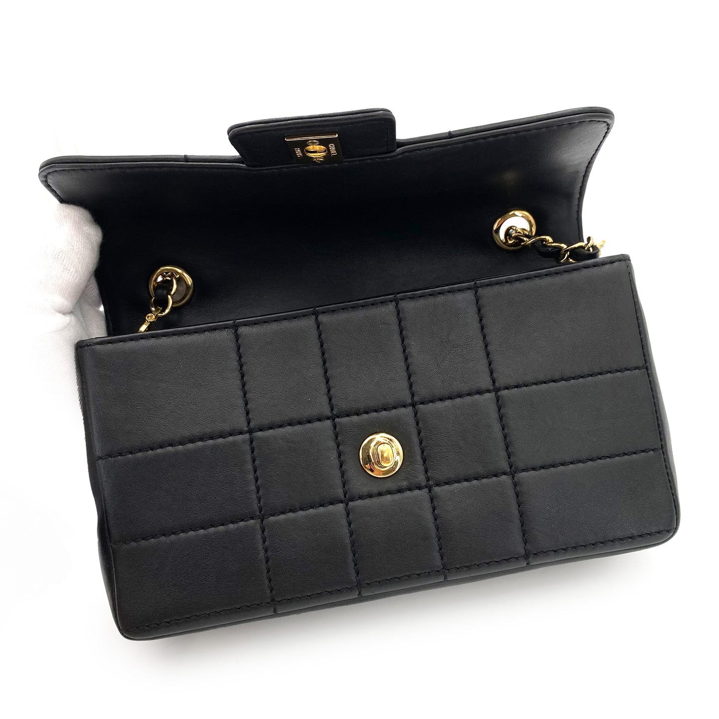 CHANEL VINTAGE CHOCOLATE BAR CHAIN SHOULDER BAG BLACK LAMB SKIN 90242972