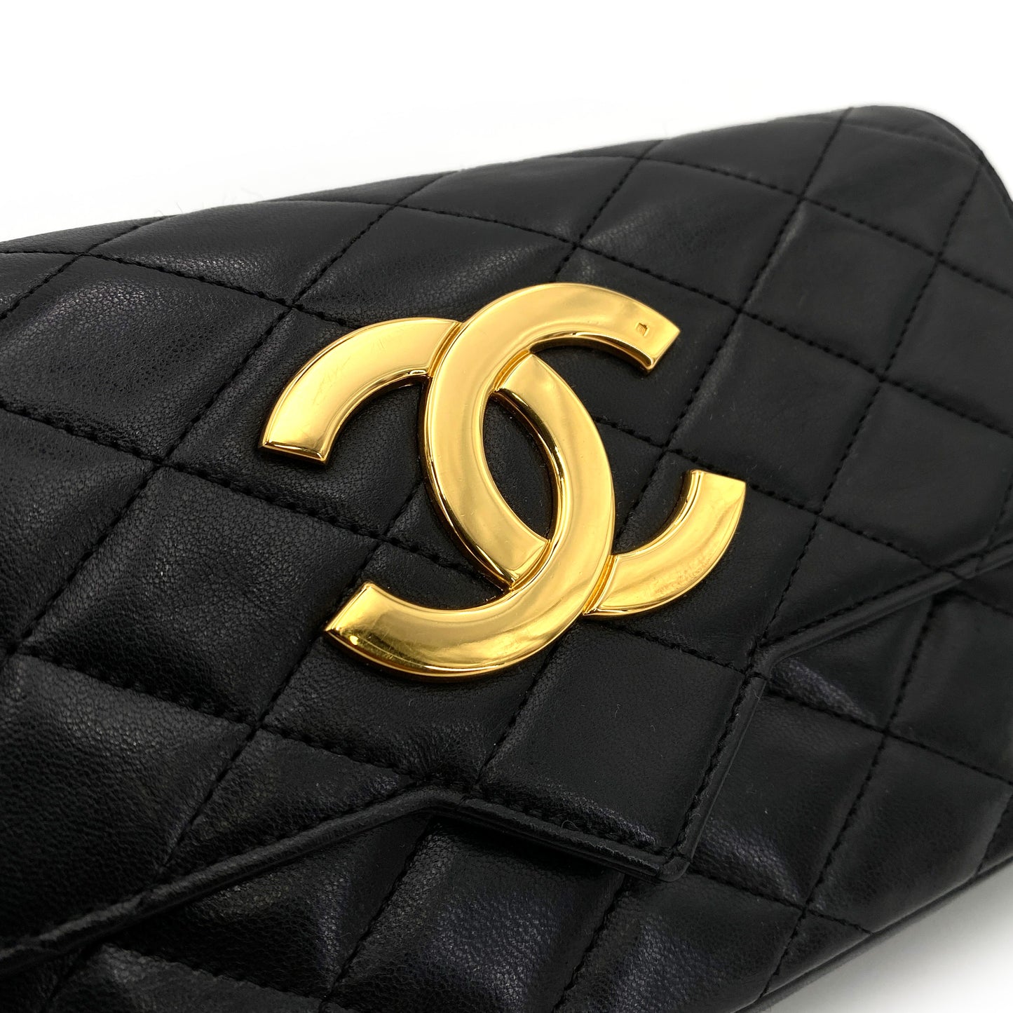 CHANEL VINTAGE BIG COCO MATELASSE CHAIN SHOULDER BAG BLACK LAMB SKIN 90242981