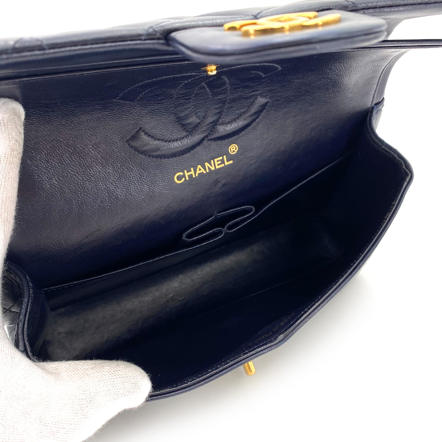 CHANEL VINTAGE CLASSIC FLAP MEDIUM CHAIN SHOULDER BAG NAVY LAMB SKIN 90242983