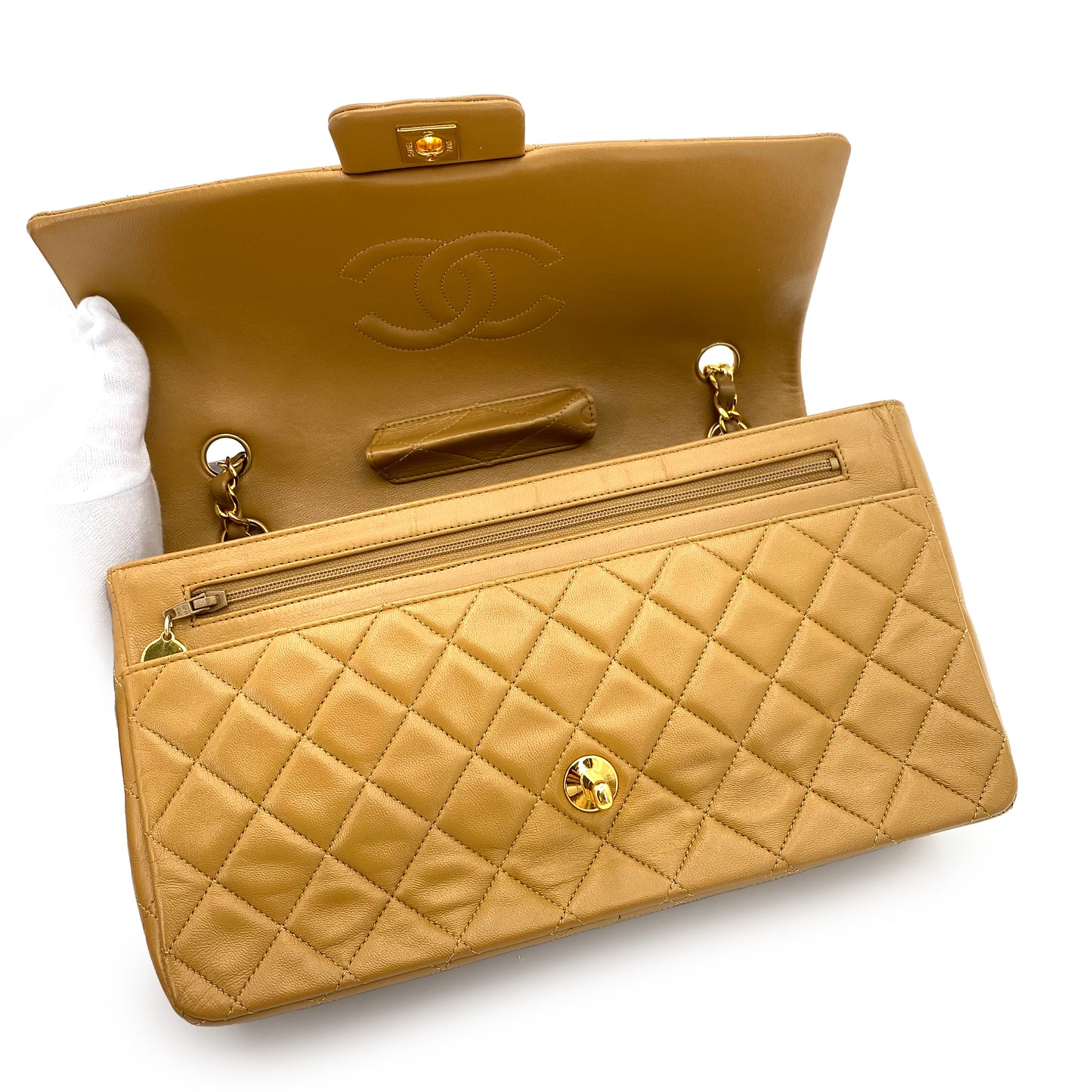 CHANEL VINTAGE MATELASSE CHAIN SHOULDER BAG BEIGE LAMB SKIN 90243198