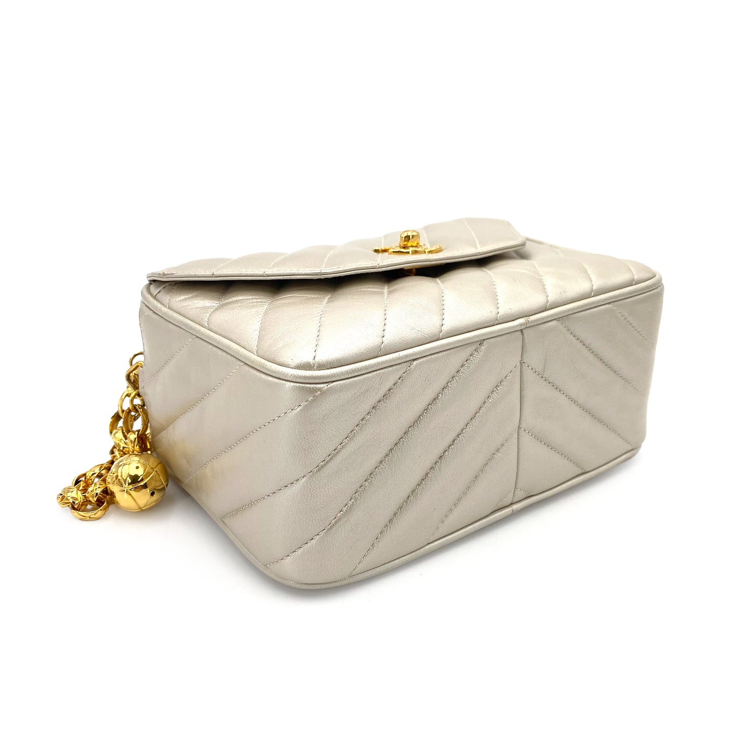 CHANEL VINTAGE BIJOU CHAIN SHOULDER BAG CHAMPAGNE GOLD LAMB SKIN 90243199