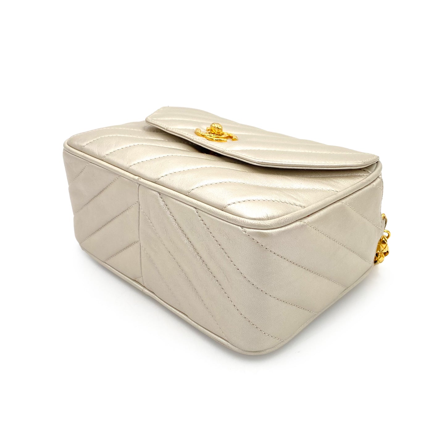 CHANEL VINTAGE BIJOU CHAIN SHOULDER BAG CHAMPAGNE GOLD LAMB SKIN 90243199