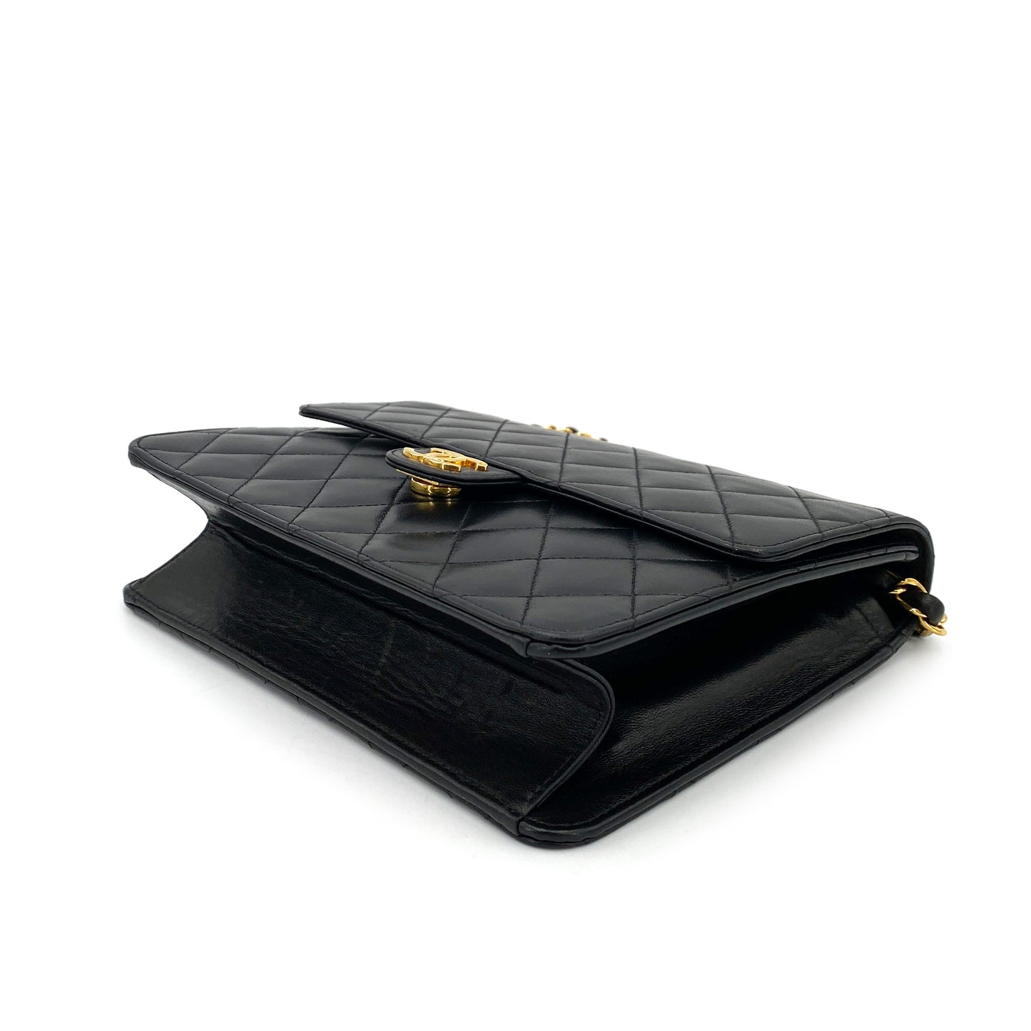 CHANEL VINTAGE MATELASSE PUSH LOCK CHAIN SHOULDER BAG BLACK LAMB SKIN 90244688