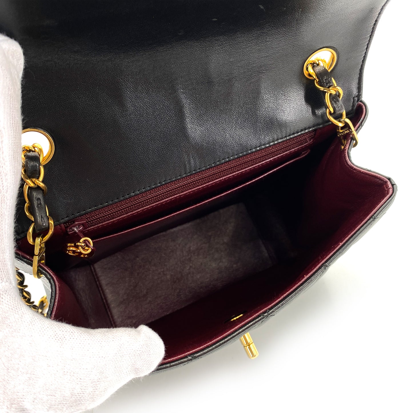 CHANEL VINTAGE MATELASSE CHAIN SHOULDER BAG BLACK LAMB SKIN 90244696