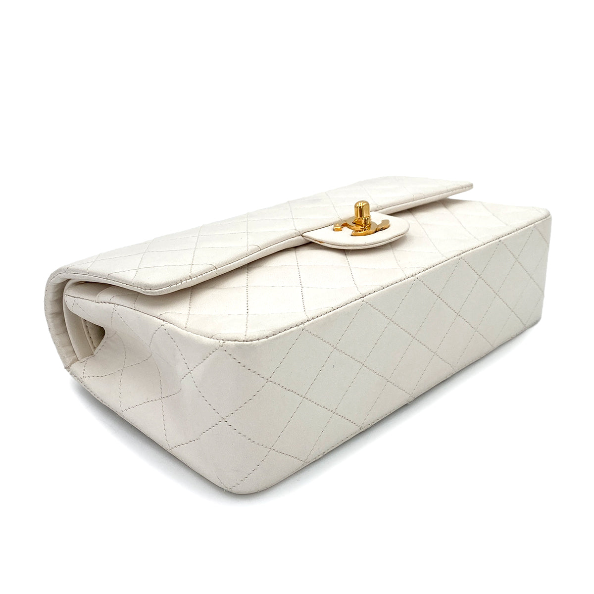 CHANEL VINTAGE CLASSIC FLAP MEDIUM CHAIN SHOULDER BAG WHITE LAMB SKIN 90244731