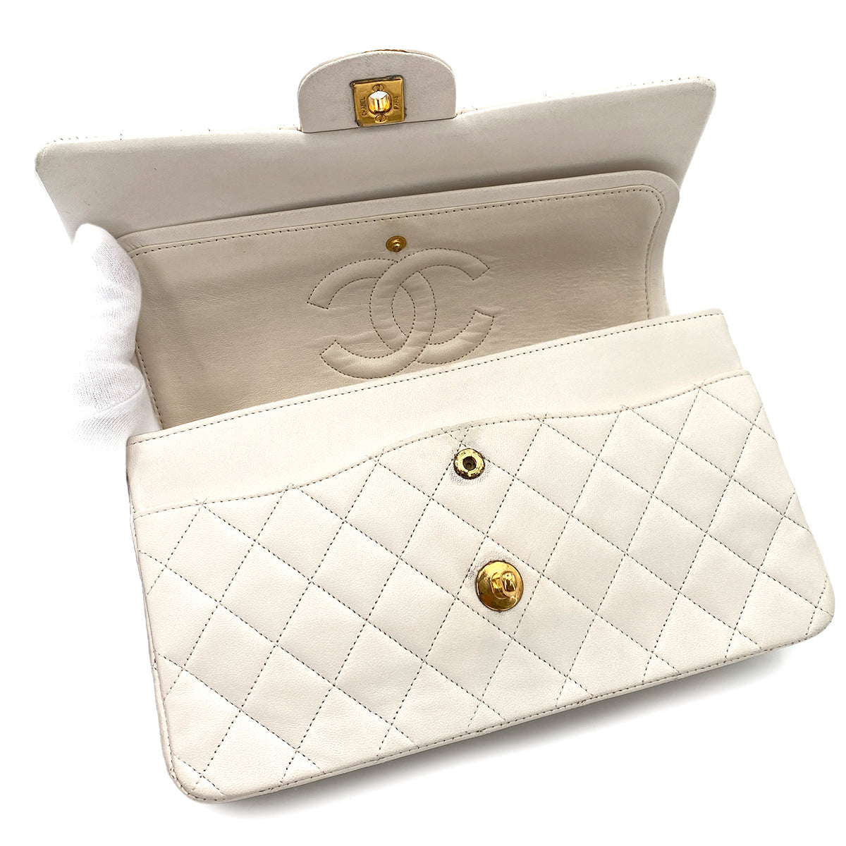 CHANEL VINTAGE CLASSIC FLAP MEDIUM CHAIN SHOULDER BAG WHITE LAMB SKIN 90244731