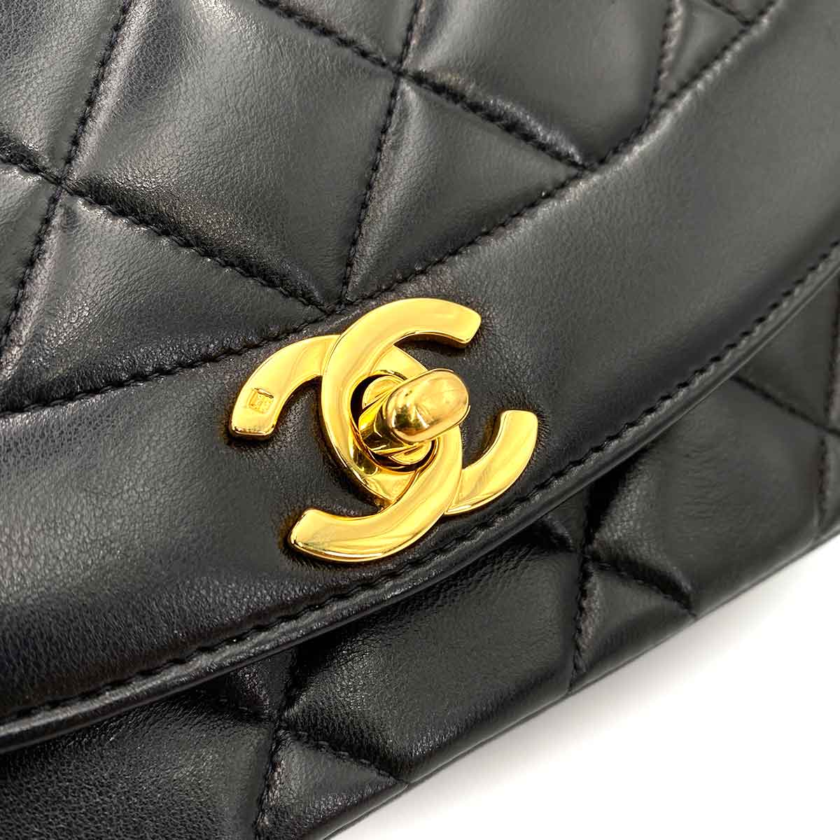 CHANEL VINTAGE DIANA SMALL CHAIN SHOULDER BAG BLACK LAMB SKIN 90244736