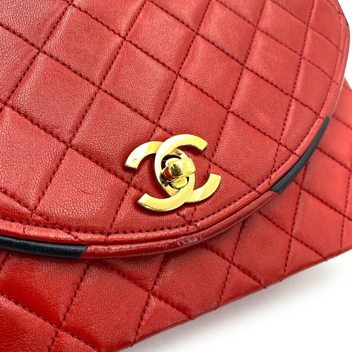CHANEL VINTAGE HALF MOON CHAIN SHOULDER BAG RED LAMB SKIN 90244754