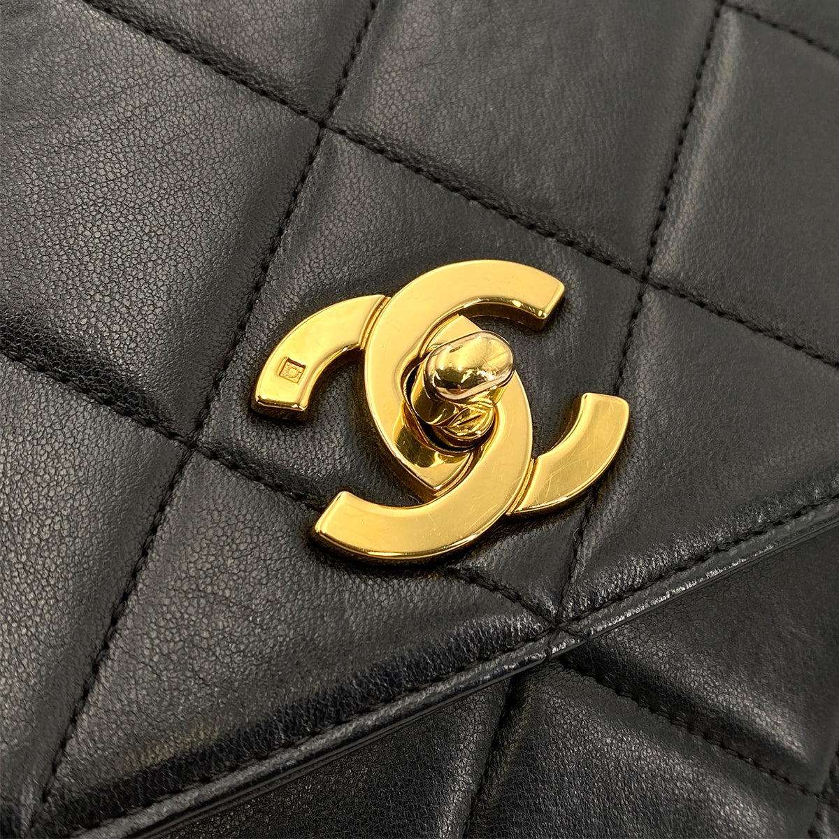 CHANEL VINTAGE MATELASSE CHAIN HAND BAG BLACK LAMB SKIN 90245019