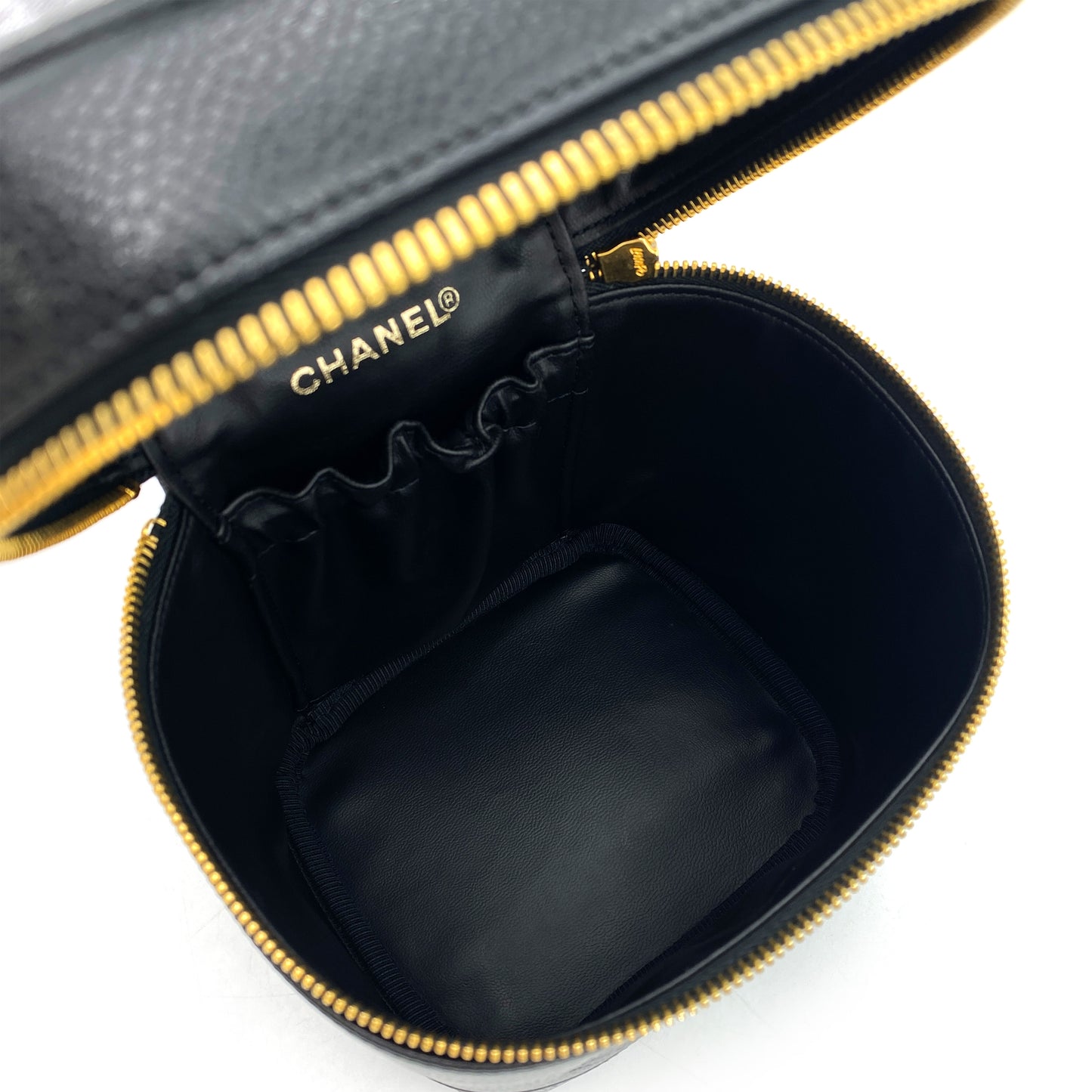 CHANEL VINTAGE VANITY HAND BAG BLACK CAVIAR SKIN 90245029