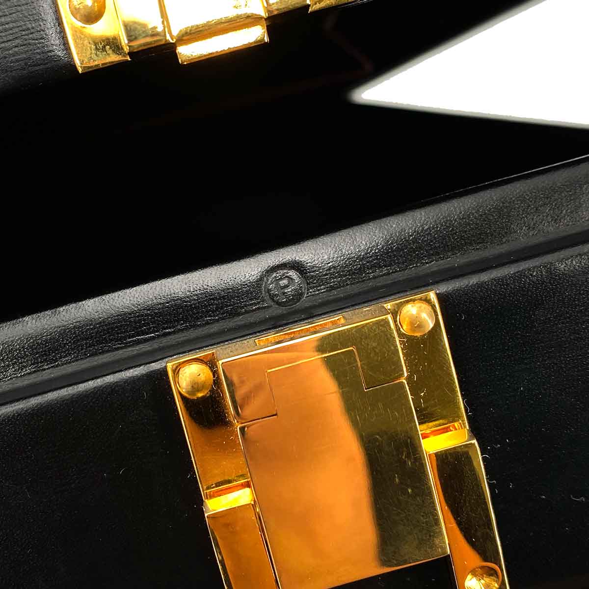 HERMES ATTASH CASE BLACK BOX CALF HAND BAG 〇P 90245565