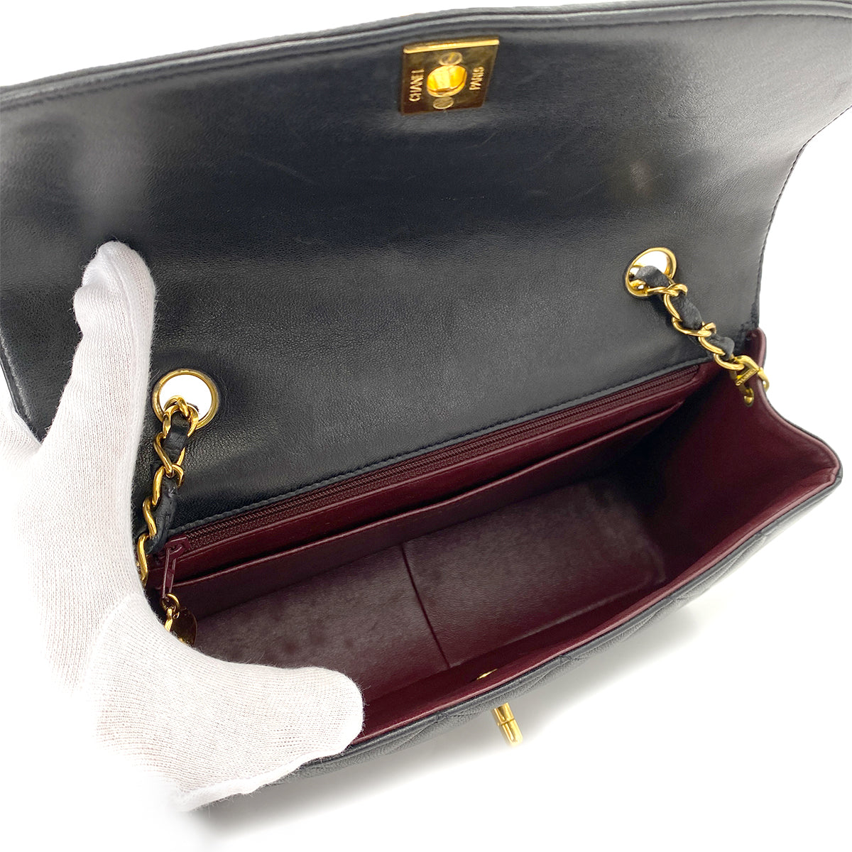 CHANEL VINTAGE MATELASSE CHAIN SHOULDER BAG BLACK LAMB SKIN 90246355