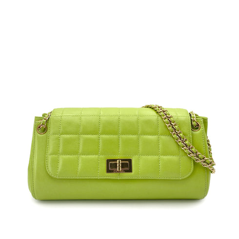 CHANEL VINTAGE 2.55 CHOCOLATE BAR CHAIN SHOULDER BAG GREEN LAMB SKIN 90246923 - PURPOSE