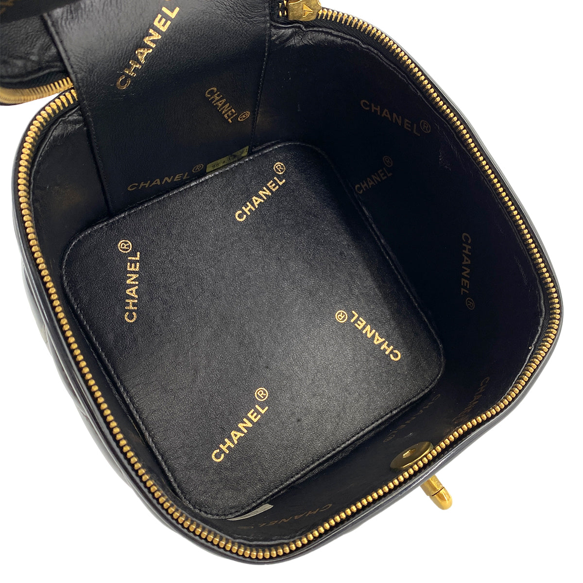 CHANEL VINTAGE VANITY HEART MIRROR HAND BAG BLACK ENAMEL 90246932