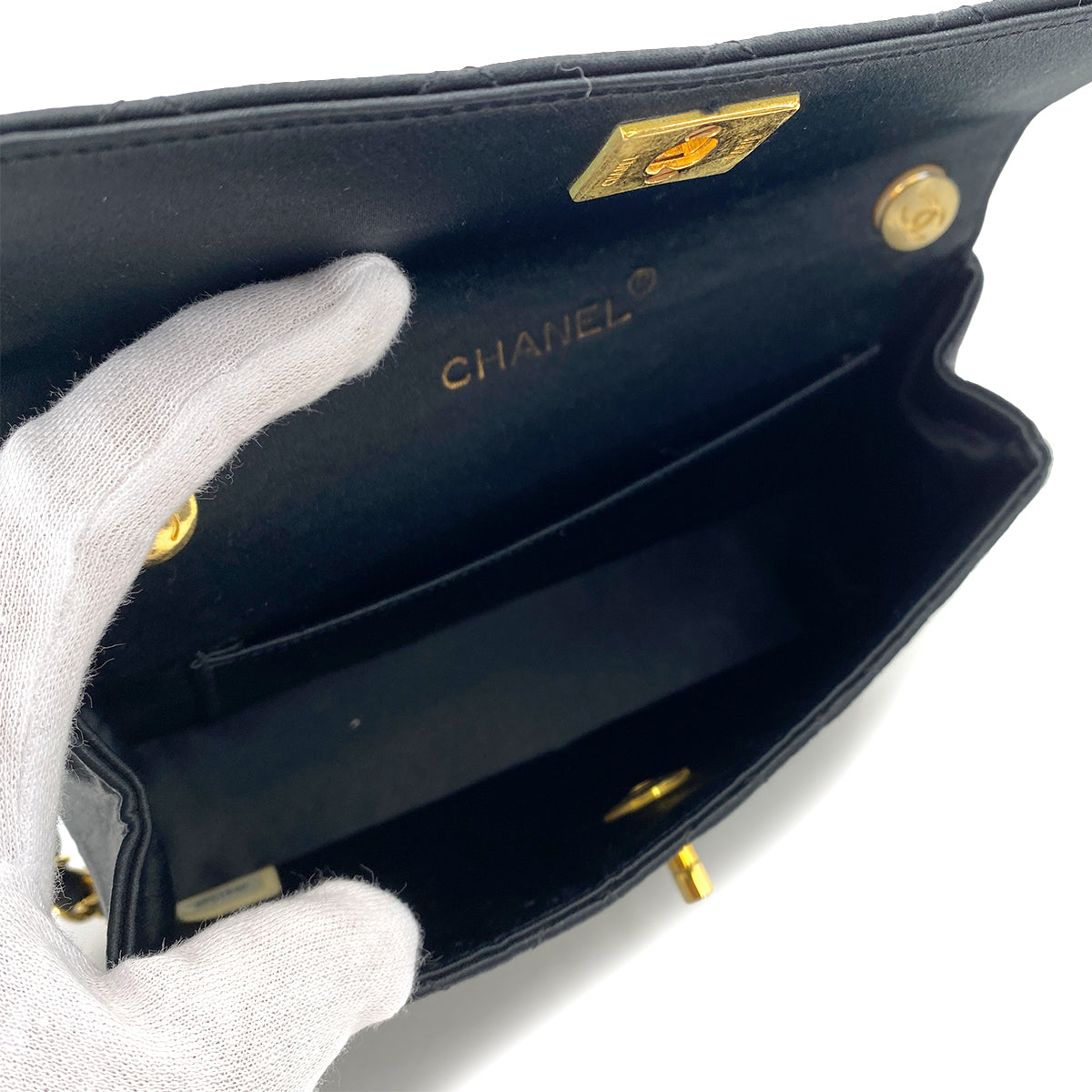CHANEL VINTAGE MATELASSE CHAIN SHOULDER BAG BLACK SATIN 90247102