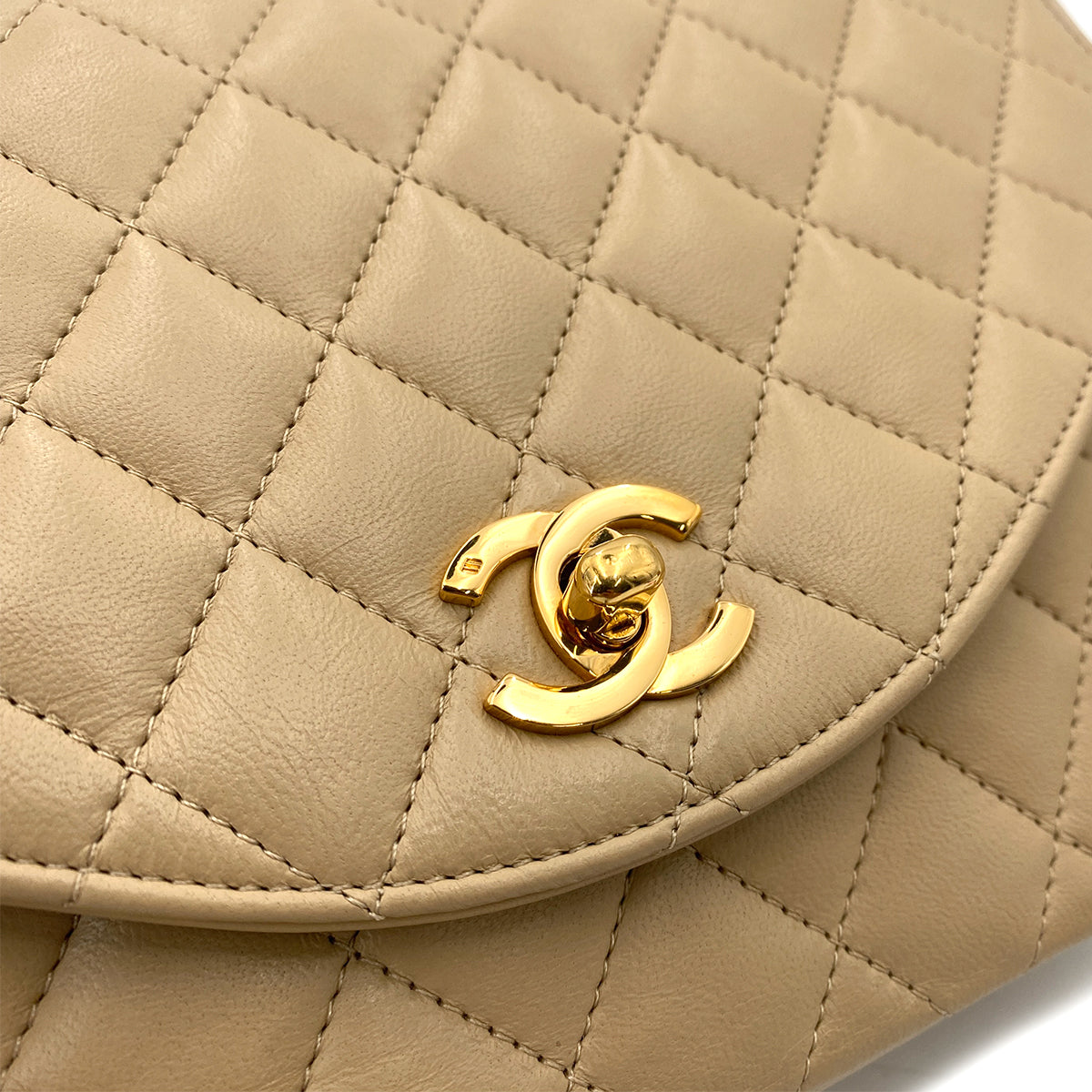 CHANEL VINTAGE HALF MOON CHAIN SHOULDER BAG BEIGE LAMB SKIN 90247188