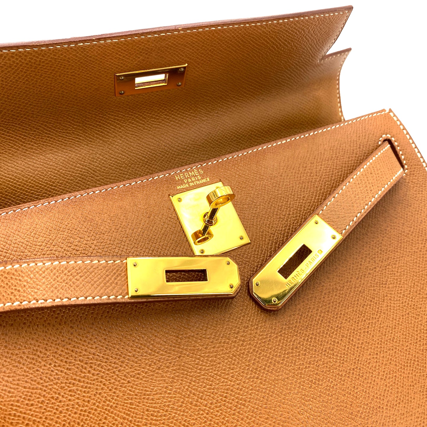 HERMES KELLY 28 SELLIER GOLD COUCHEVEL HAND SHOULDER BAG 〇Y 90249025
