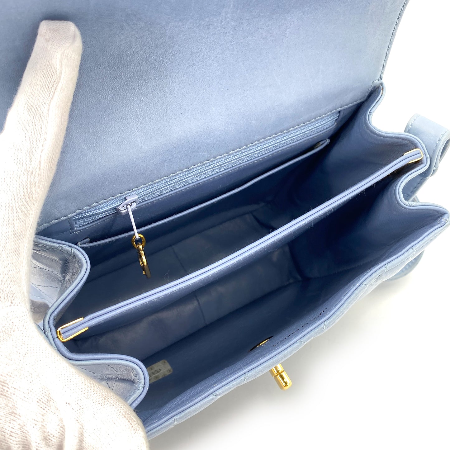 CHANEL VINTAGE MATELASSE SHOULDER BAG BLUE LAMB SKIN 90250071