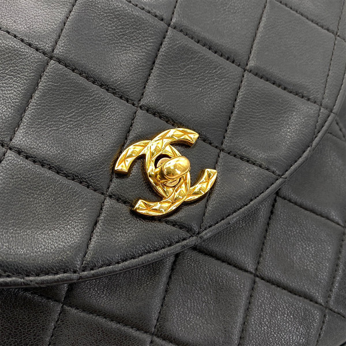 CHANEL VINTAGE BIJOU CHAIN SHOULDER BAG BLACK LAMB SKIN 90251376