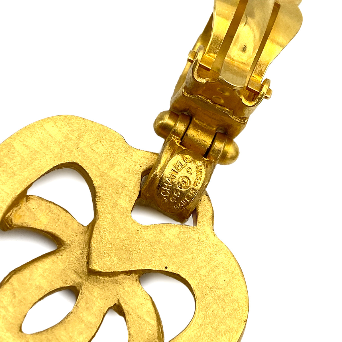CHANEL VINTAGE EARRINGS HEART COCOMARK ACCESSORY 95P 90251851