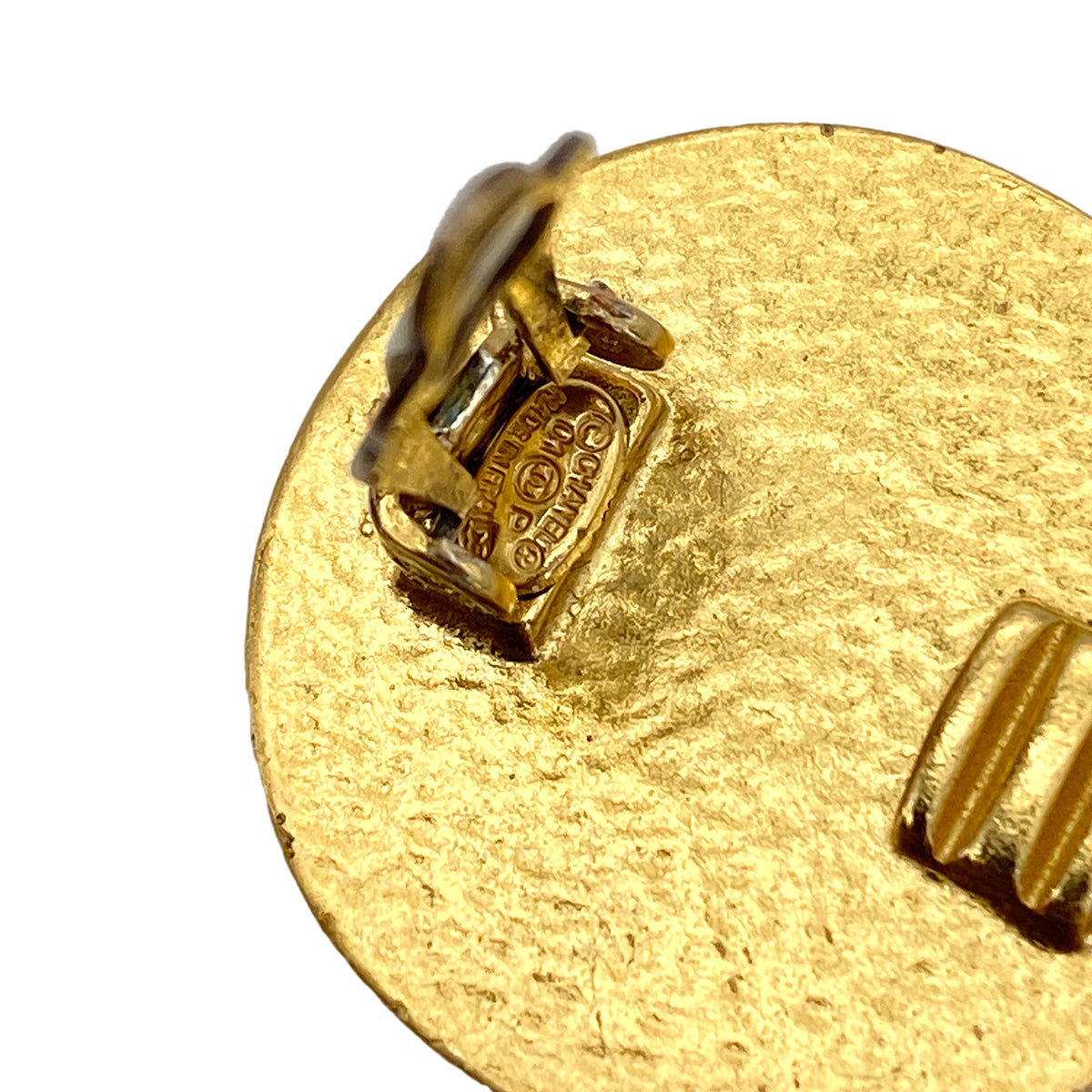 CHANEL VINTAGE EARRINGS ROUND COCOMARK ACCESSORY 01P 90251981
