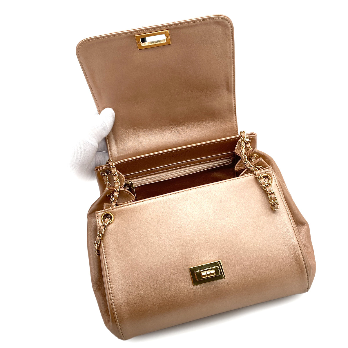 CHANEL VINTAGE 2.55 CHOCOLATE BAR CHAIN SHOULDER BAG PINK BEIGE LAMB SKIN 90252021