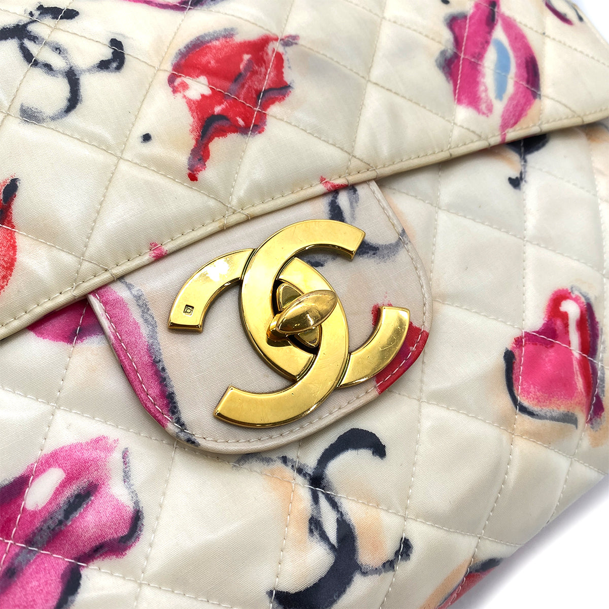 CHANEL VINTAGE MAXI MATELASSE 34 CHAIN SHOULDER BAG MULTICOLOR PVC LIPS&KISSES 90252567