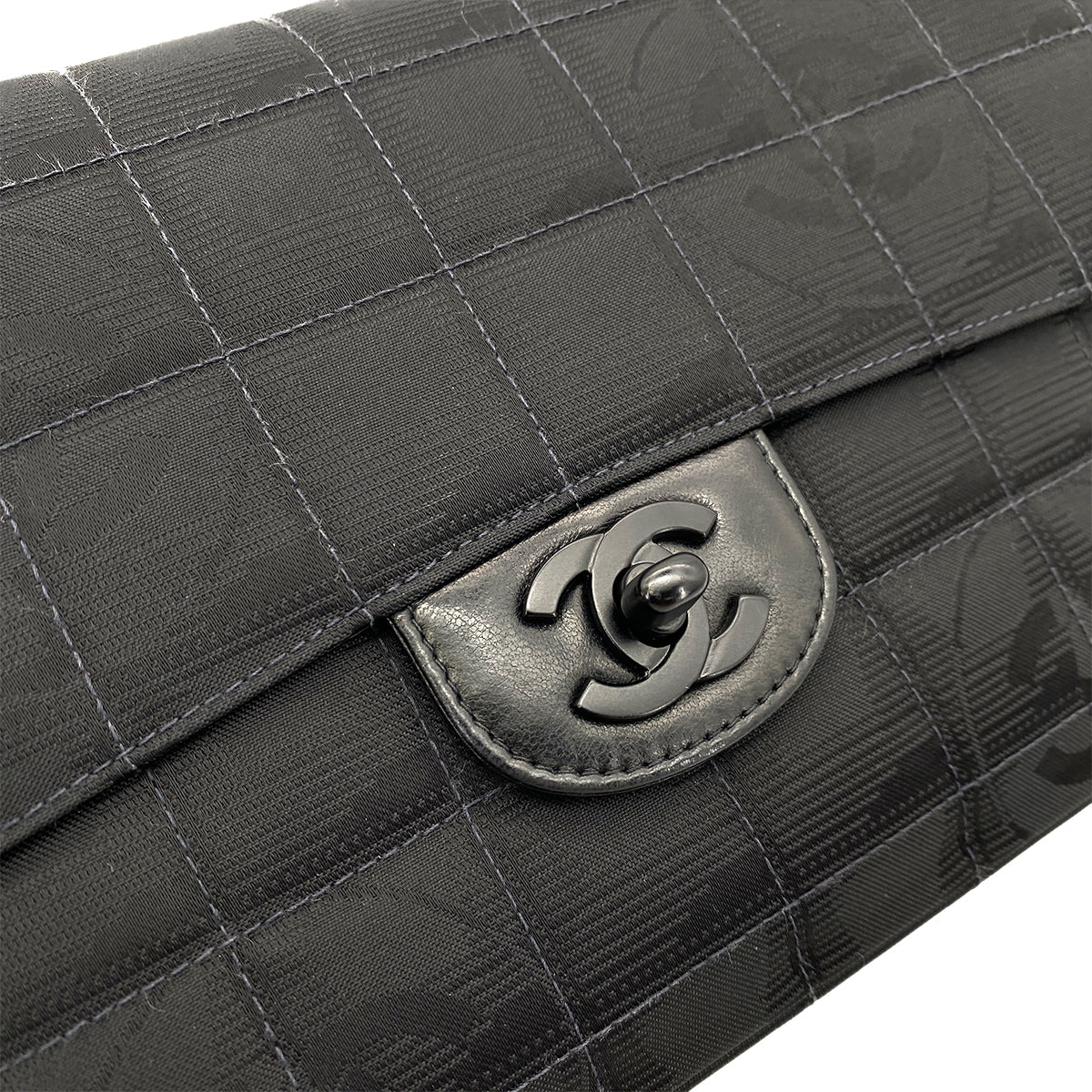CHANEL VINTAGE NEW TRAVEL LINE CHAIN SHOULDER BAG BLACK CANVAS 90254615