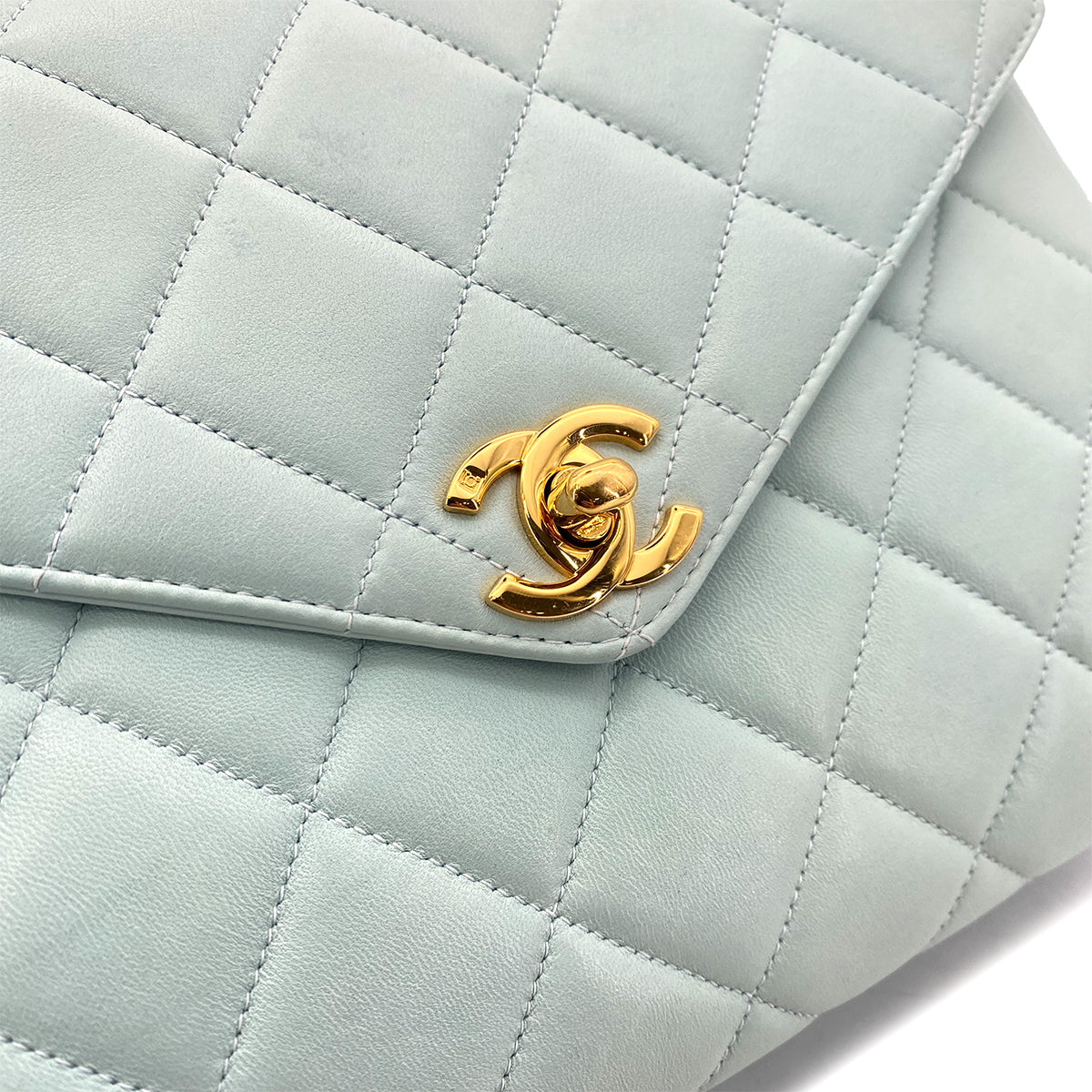 CHANEL VINTAGE MATELASSE HAND BAG MINT LAMB SKIN 90254703