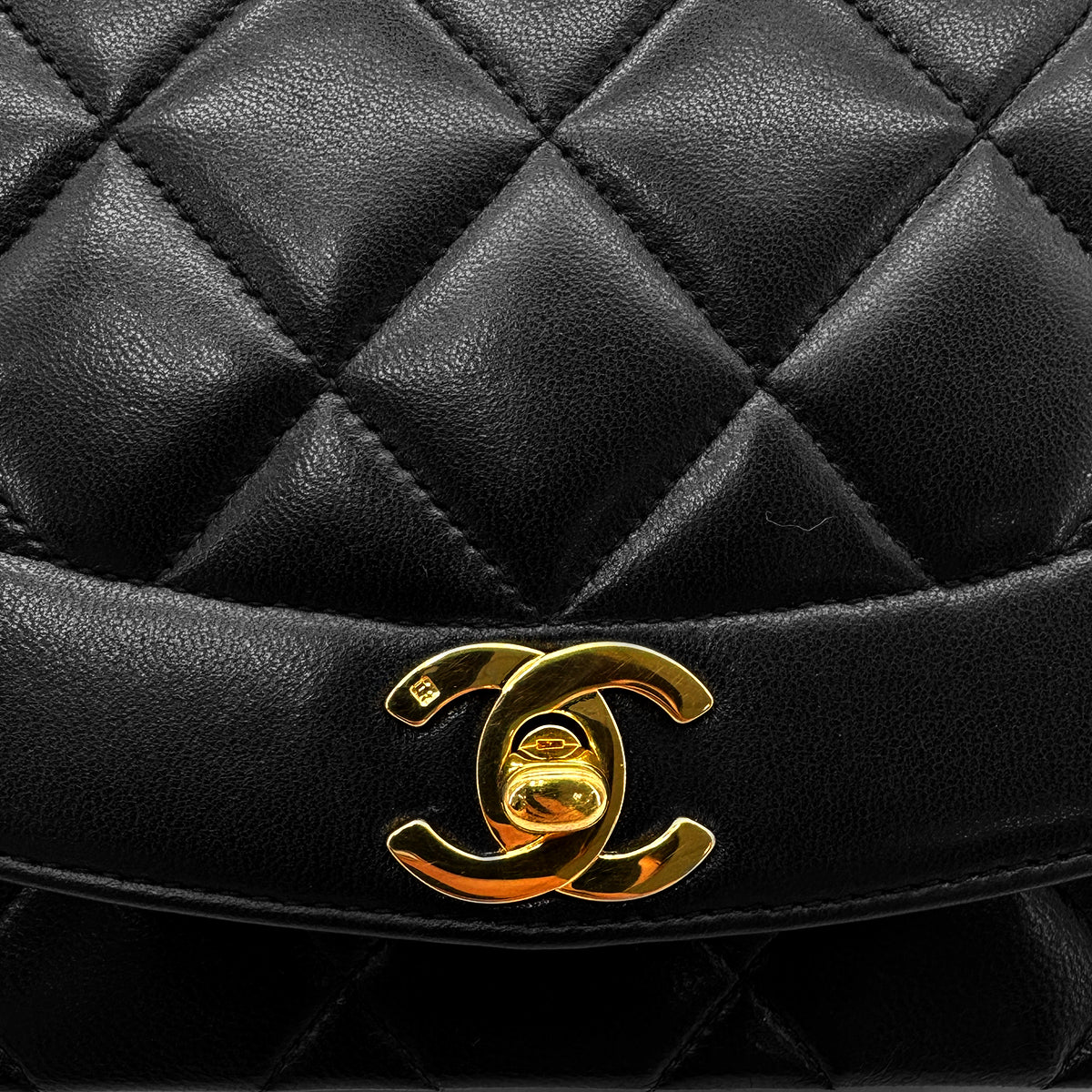 CHANEL VINTAGE DIANA SMALL CHAIN SHOULDER BAG BLACK LAMB SKIN 90255076