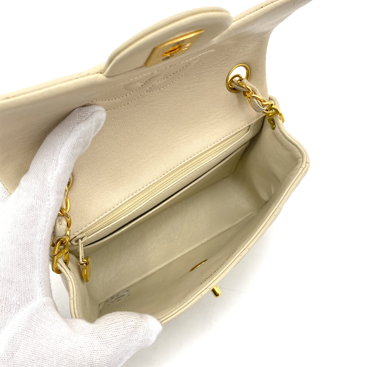 CHANEL VINTAGE MINI SQUARE 17 CHAIN SHOULDER BAG BEIGE LAMB SKIN 90256454