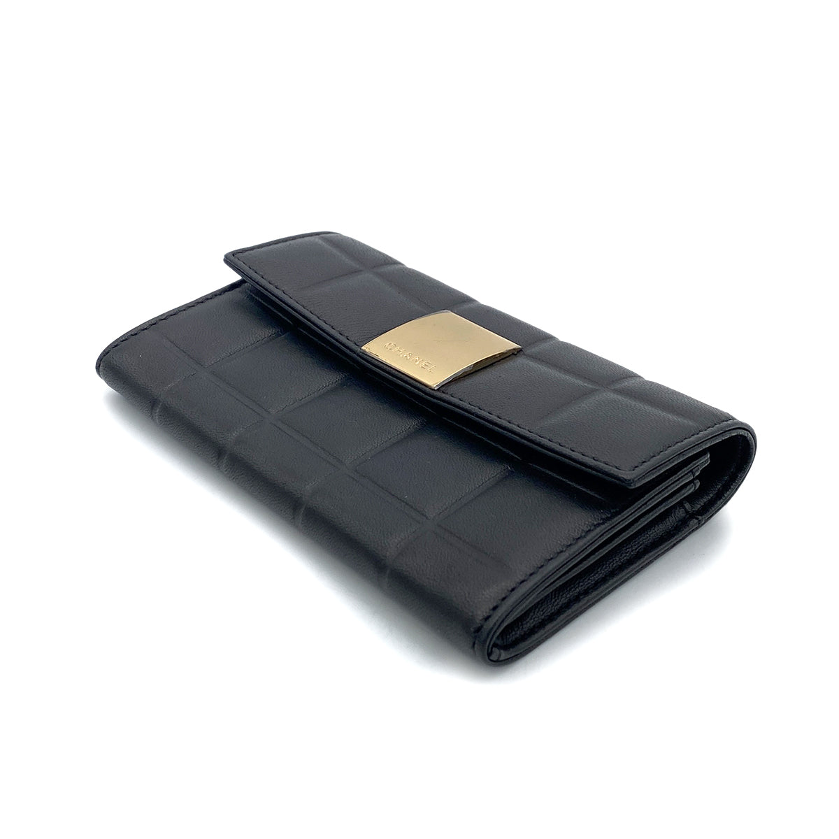 CHANEL VINTAGE CHOCOLATE BAR BIFOLD COMPACT WALLET BLACK LAMB SKIN 90256917