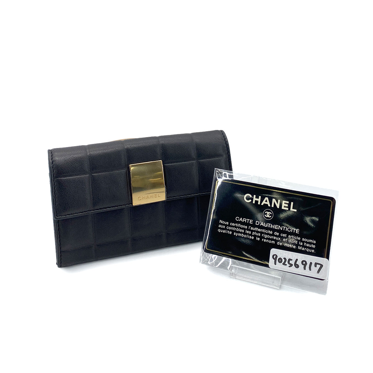 CHANEL VINTAGE CHOCOLATE BAR BIFOLD COMPACT WALLET BLACK LAMB SKIN 90256917
