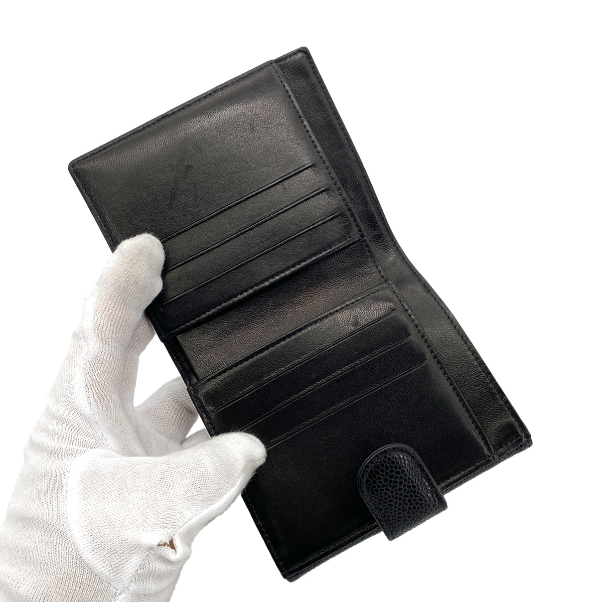 CHANEL VINTAGE BIFOLD COMPACT WALLET BLACK CAVIAR SKIN 90256945