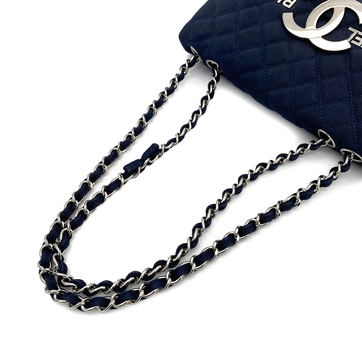 CHANEL VINTAGE CRUISE LINE CHAIN SHOULDER BAG NAVY CANVAS 90257309