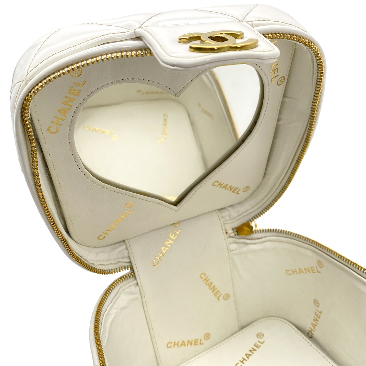 CHANEL VINTAGE VANITY HEART MIRROR HAND BAG WHITE ENAMEL 90258080