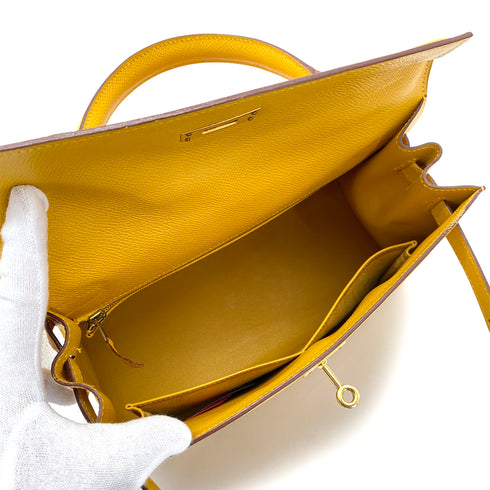 HERMES KELLY 28 SELLIER JAUNE COUCHEVEL HAND SHOULDER BAG □D GHW 90258107 - PURPOSE