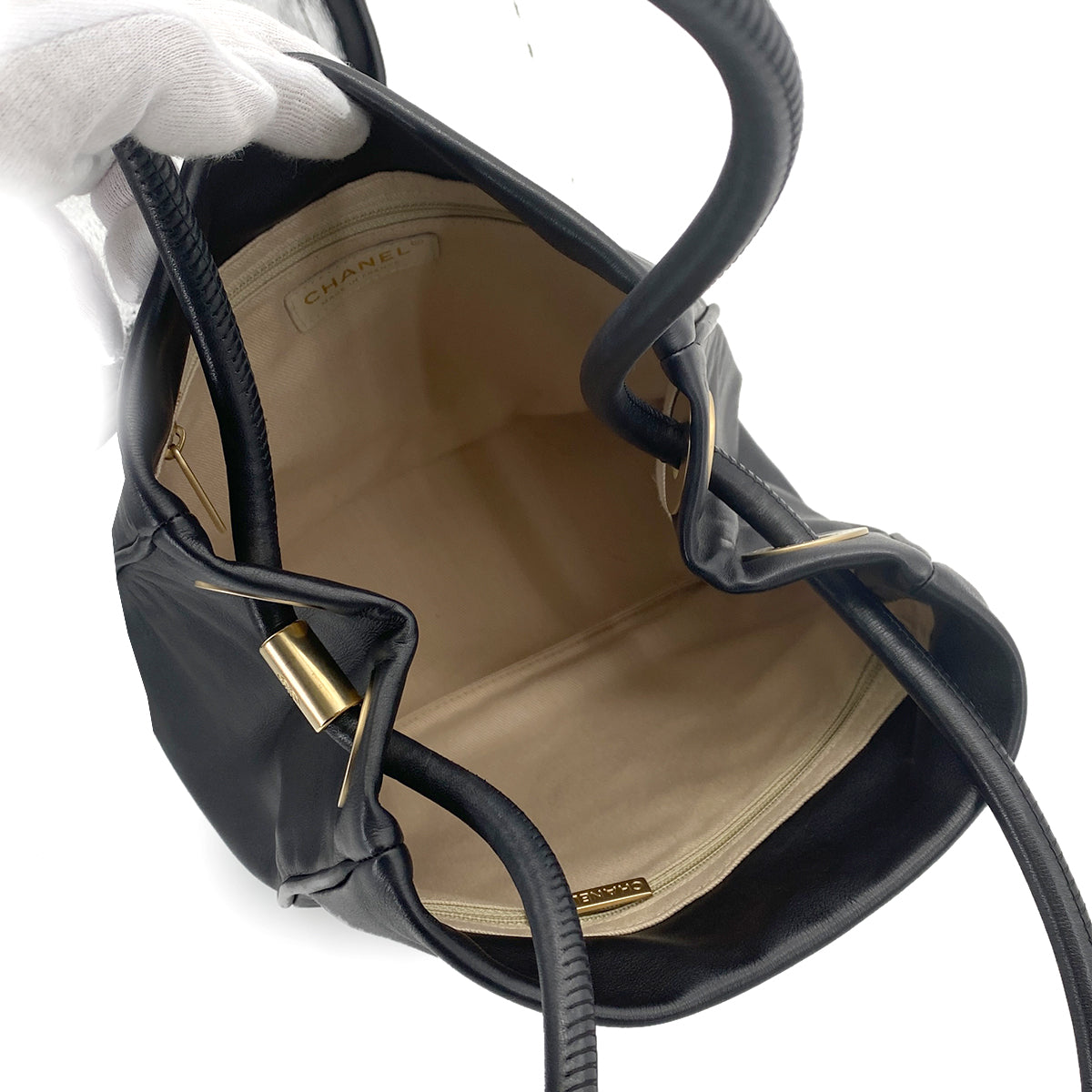 CHANEL VINTAGE  CAMELLIA LOGO TOTE BAG BLACK LAMB SKIN 90258471