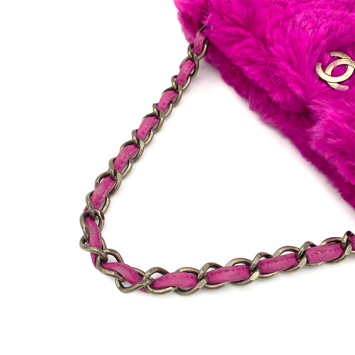 CHANEL VINTAGE CHAIN HAND BAG PINK RABBIT FUR 90258810