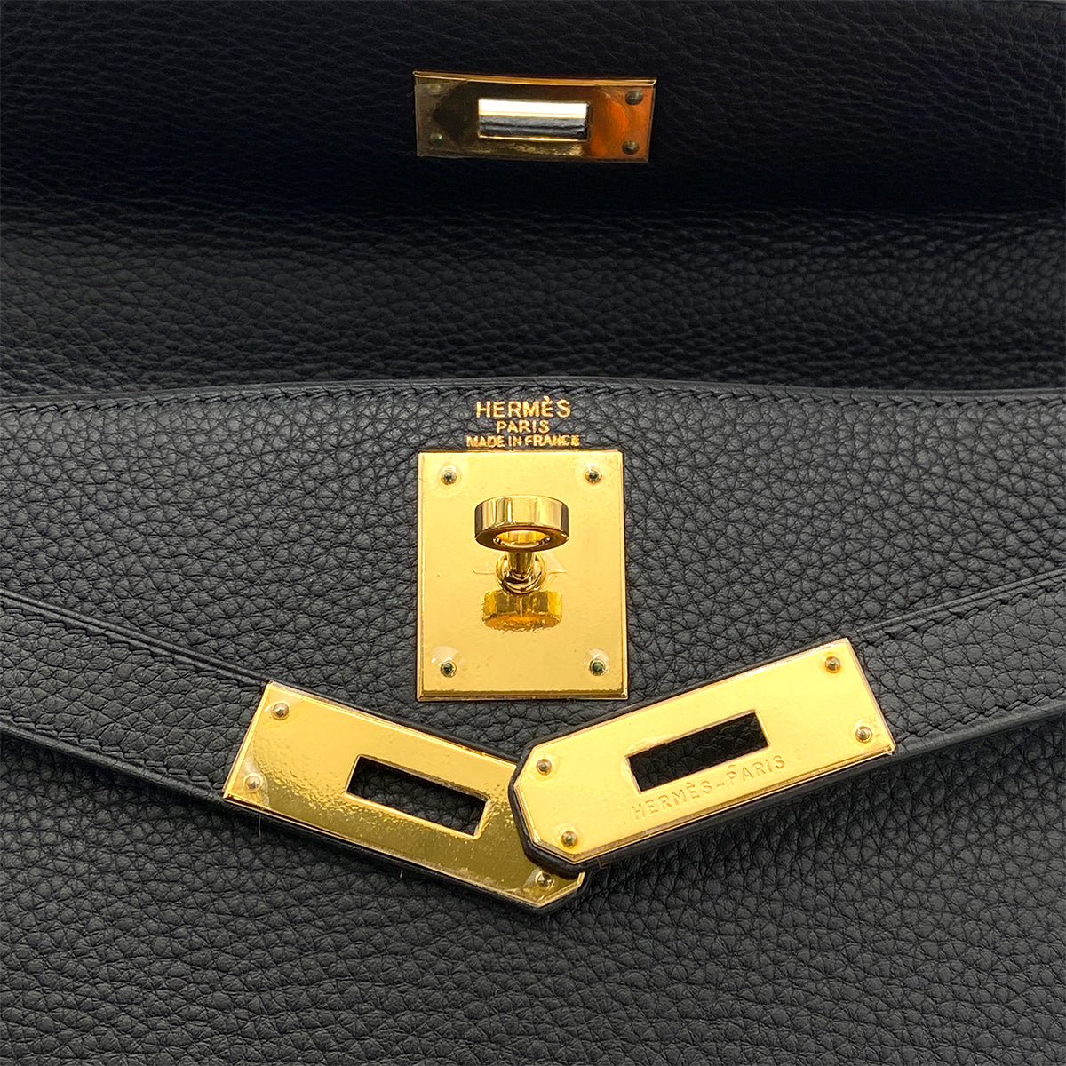 HERMES KELLY 28 RETOURNE BLACK TAURILLON CLEMENCE HAND SHOULDER BAG □G GHW 90259716