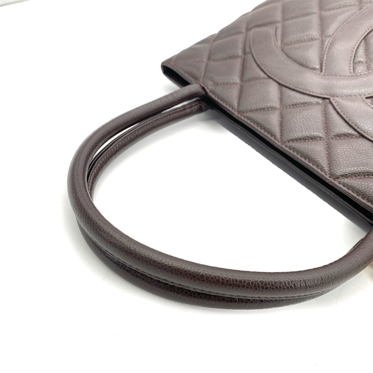 CHANEL VINTAGE MEDALLION TOTE BAG  BROWN CAVIAR SKIN 90260103