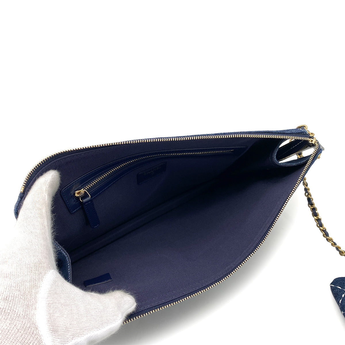 CHANEL MATELASSE CLUTCH BAG BLUE DENIM 90260150