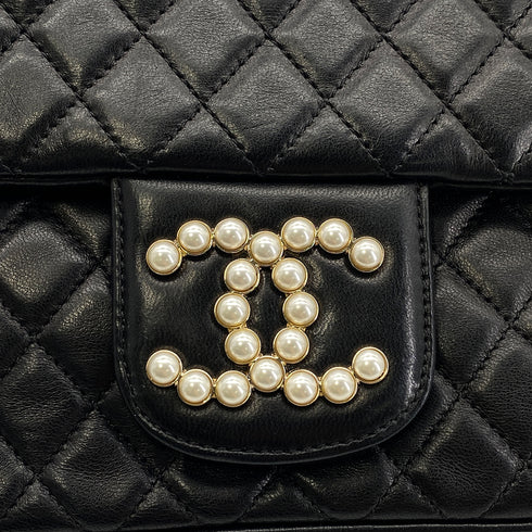 CHANEL VINTAGE WESTMINSTER CHAIN SHOULDER BAG FAKE PEARL BLACK LAMB SKIN 90260476 - PURPOSE