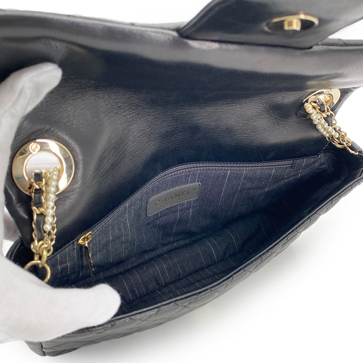 CHANEL VINTAGE WESTMINSTER CHAIN SHOULDER BAG FAKE PEARL BLACK LAMB SKIN 90260476