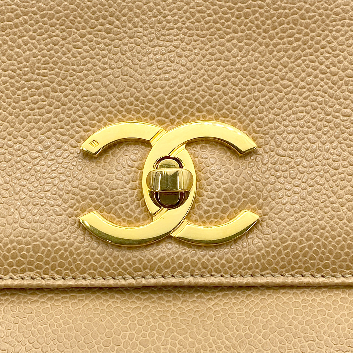 CHANEL VINTAGE CHAIN TOTE BAG BEIGE CAVIAR SKIN 90261219