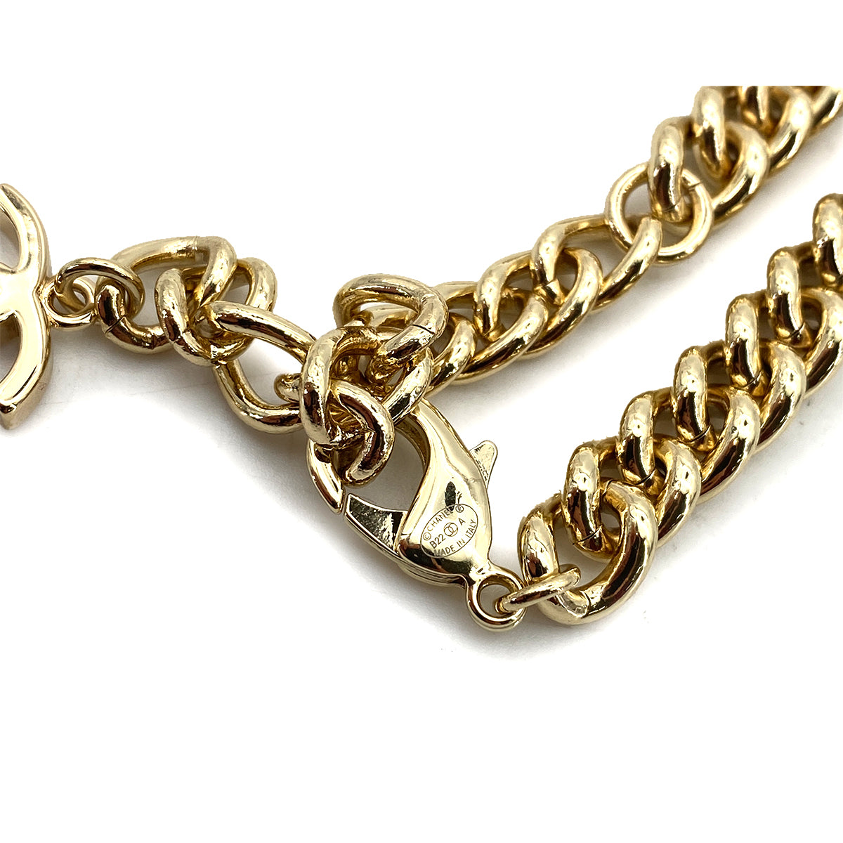 CHANEL NECKLACE LOGO CHARM ACCESSORY B22A 90261270