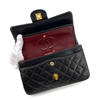 CHANEL VINTAGE CLASSIC FLAP SMALL CHAIN SHOULDER BAG BLACK LAMB SKIN 90261295 - PURPOSE