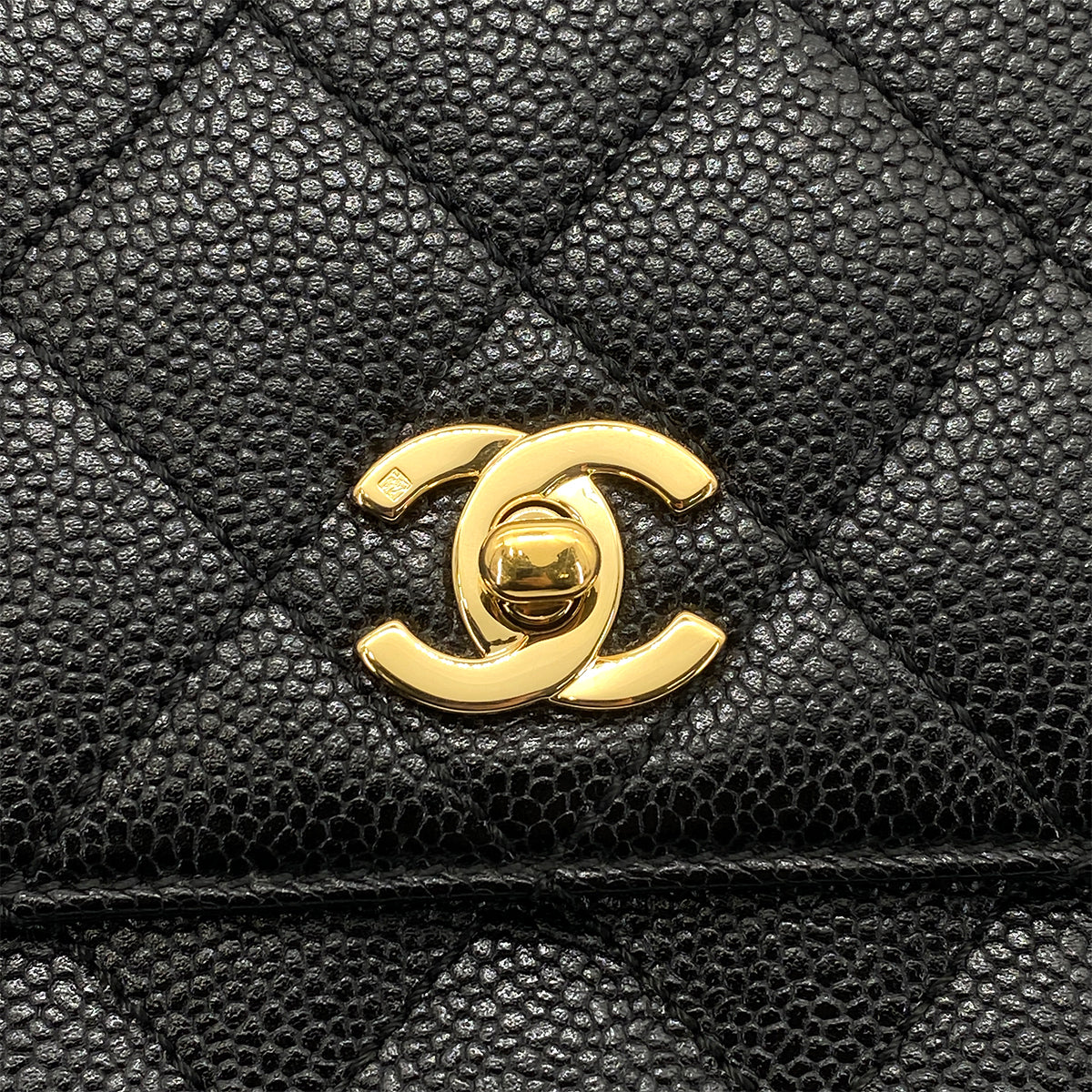 CHANEL VINTAGE MATELASSE HAND BAG BLACK CAVIAR SKIN 90261531