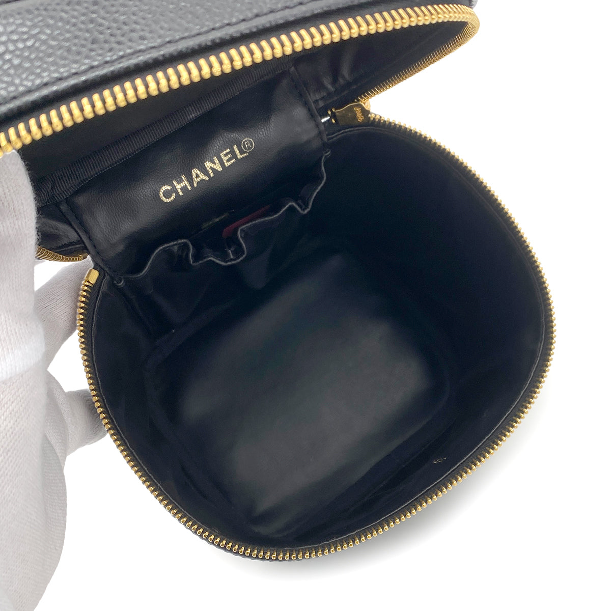 CHANEL VINTAGE VANITY HAND BAG BLACK CAVIAR SKIN 90261543
